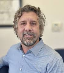 Barry Arndt's Instagram, Twitter & Facebook