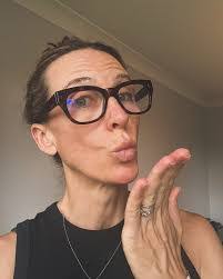 Elizabeth Flint's Instagram, Twitter & Facebook