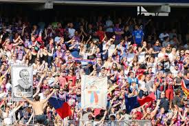 L'international brésilien du psg a subi un premier contact avec steeve yago, visiblement au niveau du genou gauche. Football Coupe De France Le Stade Malherbe Invite Ses Supporters En Virtuel Face Au Psg