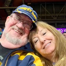 When do chickens start laying eggs?