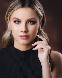 Ana Letícia को Instagram photo • Nov 15, 2024 at 3:22 AM