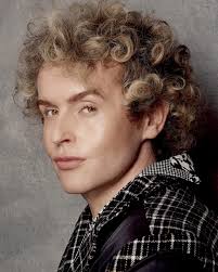 Giff Gaff Featuring Stuart Dunstan