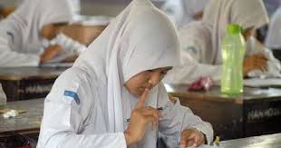 Oct 25, 2018 · 1. Contoh Soal Pilihan Ganda Pg Ulangan Harian Materi Puisi Kelas 8 Revisi Terbaru Bag 2