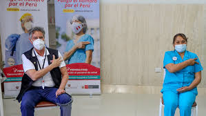 Inyección en el músculo de la parte superior. Presidente Sagasti Primer Lote De 50 Mil Dosis De La Vacuna De Pfizer Llega Manana Al Peru Gobierno Del Peru