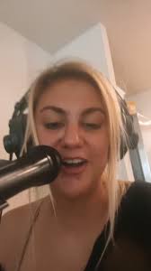 “I don’t hate it….bur likea 4”@Justin Wall #songwriting #honestlyicant