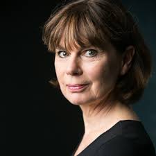 Julia Hills (@julia_hills)