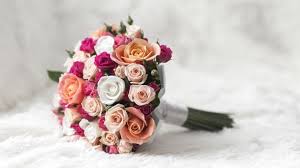 Our online service of ireland flowers delivery is an assurance of high quality products marked by great skill and imagination of our florists in ireland. Cheap Flowers Delivery In Dublin Ireland Cheap Flower Delivery Same Day Flower Delivery Flower Delivery