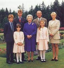 Queen elizabeth ii's family tree: Pin By Vince S Teelgate On The Royals Queen And Prince Phillip Royal Family Portrait Royal Family