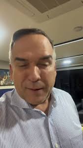 ✍️ Prefeito Sandro Mabel e Deputada Federal Flávia Morais se Reúnem com  secretário Rudson Rosa para Impulsionar o Esporte em Goiânia Goiânia, 02 de  junho — Nesta segunda-feira, o prefeito Sandro Mabel ...