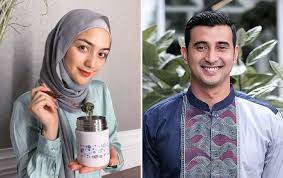 Ali syakieb diketahui melamar sang kekasih di hadapan keluarga dan para rekan artis yang juga saat melamar margin, ali syakieb terlihat emosional. Beredar Foto Citra Kirana Cantik Bak Pengantin Siap Nikah Tawa Ali Syakieb Isyaratkan Terluka