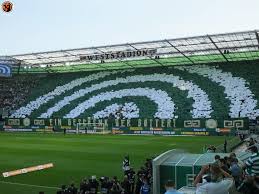 Vielleicht ein gutes omen für rapid, dass prag gegen ein team aus österreich vor kurzem verlor. Ultras World Sk Rapid Wien Vs Fk Austria Wien Facebook