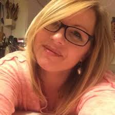 Kristen Godar's Instagram, Twitter & Facebook