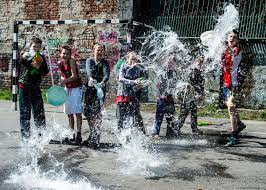 Reddit gives you the best of the internet in one place. Poland Pl On Twitter Today Is Smigus Dyngus Wet Monday On This Day In Traditionally We Splash Others With Water Both Relatives And Strangers Mokrego Dyngusa More About Easter In