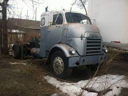 1956 GMC Cannonball Tractor Truck - Old Truck