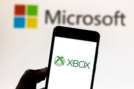 Aug 28, 2020 · how to appear offline on xbox app press the xbox button to open the home menu. Fix Xbox App Not Downloading Or Installing On Windows 10