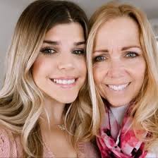 Anna Marotta (annarosebud4)