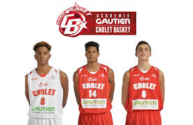 Equipe De France Les U18 Masculins Brillent Sortent La Grece Et Passent En Quart De L Euro Cholet Basket
