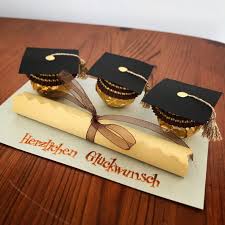 Gutscheinverpackung Zum Bestandenen Abitur Abiturgeschenk Highschoolgraduation In 2020 Geschenke Basteln Geschenk Abitur Abi Geschenk
