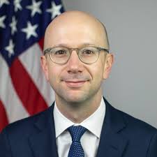 Live Video Chat with Ian Sams and Pollsters Molly Murphy & Margie Omero