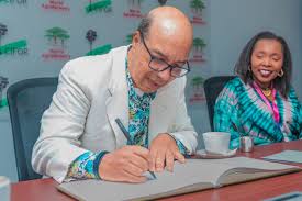 We were honored to host H.E. Silvio Albuquerque, Brazil's Ambassador to  Kenya, at our Nairobi headquarters. Our CEO, Eliane Ubalijoro, extended a  warm welcome. Discussions centered