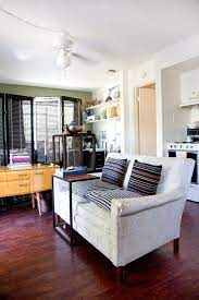 A Grad Student S Cozy 400 Square Foot Studio Apartment Living Room Designs Small Apartment Living Apartment Living