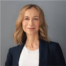 The opportunity to speak about something that matters to you or something  that matters to the public can be a privilege for doctors. Telling the  story rather than being the story was