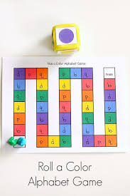 These handy dice templates feature all the letters of the alphabet along with a colourful image, why not use as a fun literacy game? Roll A Color Alphabet Game