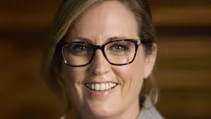 闹大了！维州建筑监督机构最高领导人辞职！员工被折磨至自杀！房东曝光建房噩梦：“新房缺陷百出”-澳洲亿忆网