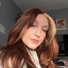 Amanda Adolf's Instagram, Twitter & Facebook