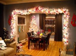 Christmas Decorations I Want This Around My Window Between Kitchen And Living R Christmas Party Decorations Diy Vintage Christmas Decorations Christmas Lights