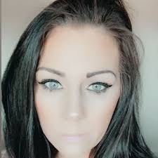 Danielle (@apple.user39769485)