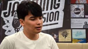 Larissa chou resmi menjanda setelah pa cibinong mengabulkan gugatan cerainya. Tak Terima Alvin Dituding Keji Larissa Keluarga Pasang Badan Allah Dan Kami Bersamamu