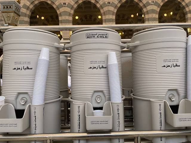 Doa Minum Air Zamzam, Begini Adab dan Khasiatnya! - Islami[dot]co