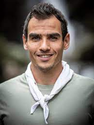 Aurélien perd patience face aux erreurs de son équipe. Aurelien Soulimant Wiki Koh Lanta Fandom