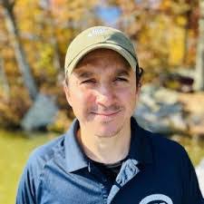 Dana Gottfried's Instagram, Twitter & Facebook