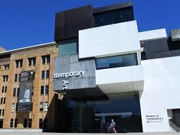 Don T Break The Bank Just Because School S Out These Fun And Free Things To See And Do With Kids In Sydney Are Kids Entertainment Australia Free Things To Do