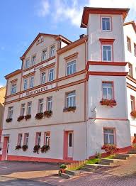 In klassischen pflegeeinrichtungen (pflegeheime, betreutes wohnen) decken zu können. Die 10 Besten Hotels Nahe Bahnhof Kuhnhausen Erfurt Tripadvisor