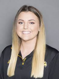 Abby Trahan's Instagram, Twitter & Facebook