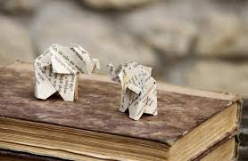 Bookogami Elefanten Origami Aus Alten Buchseiten Alte Buchseiten Buchseiten Alte Bucher