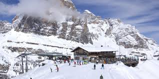 Ski resorts in cortina d'ampezzo. Ski Area Cortina D Ampezzo Team4travel