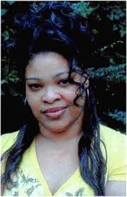 Monique Pringle's Instagram, Twitter & Facebook