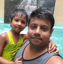 ASI SE RECIBE UN GRAN AMIGO PROFESOR SERGIO GOMEZ HERNANDEZ MEJOR CONOCIDO  COMO EL CHARRO NEGRO HOY EN SU DIA DE CUMPLEAÑOS .SU AMIGO TICUI NOTI  BENITEZ LE DECEA UN FELIZ CUMPLEAÑOS