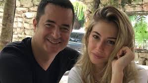 Şeyma subaşı'dan estetikleri ile i̇lgili samimi i̇tiraflar! Seyma Subasi Askin Ilk Yilina Goturdu Magazin Haberleri
