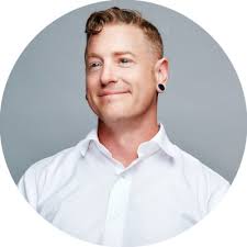 HIRING: part-time Visual Content Creator for SkyFi, one of my portfolio  companies. Tag someone who might be interested! Get details and apply at  the link in their post ↓