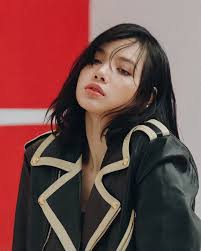 Лиза лиза / lisa lisa. Spin Or Bin Music On Twitter Blackpink S Lisa Celebrates Her 24th Birthday Today Her Birth Name Was Pranpriya Manoban But She Later Changed Her Name To Lalisa Her Mom Signed Her Up