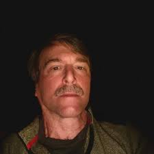 James Compton (@jamie.compton) • Threads, Say more