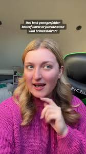 Blonde vs. Brunette: Which Hair Color Makes Me Look Younger?