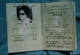 جواز سفر ام كلثوم الدبلوماسى بعد نكسة 67 وغناء ام كلثوم فى بلاد العالم لجمع نقود للمجهود الحربى امر الرئيس عبد الناصر بح Old Egypt Egypt History Life In Egypt