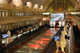 Lille Meetingla Piscine Musee D Art Et D Industrie Andre Diligent Lille Meeting