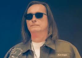 OohYeah: Music Industry News & Artist Spotlights